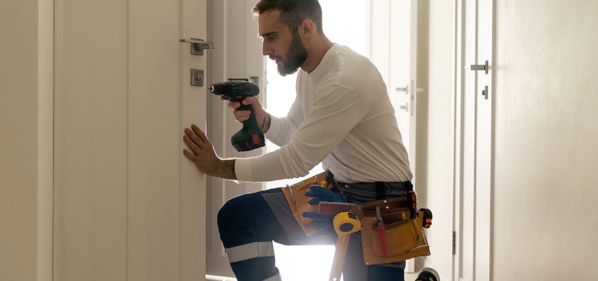 Mailbox Lock Installation Expert in Holtville, California