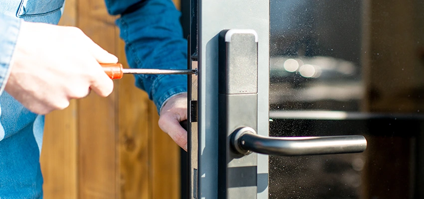 Aluminium Door Lock Replacement in Holtville, California