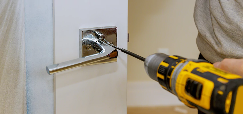 After-hours Locksmith  For Lock Troubleshooting in Holtville, California