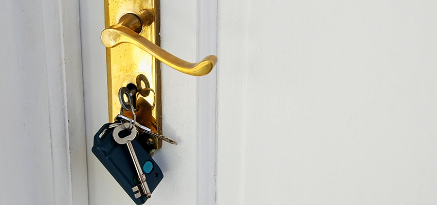 Broken Door Key Extraction in Holtville, CA