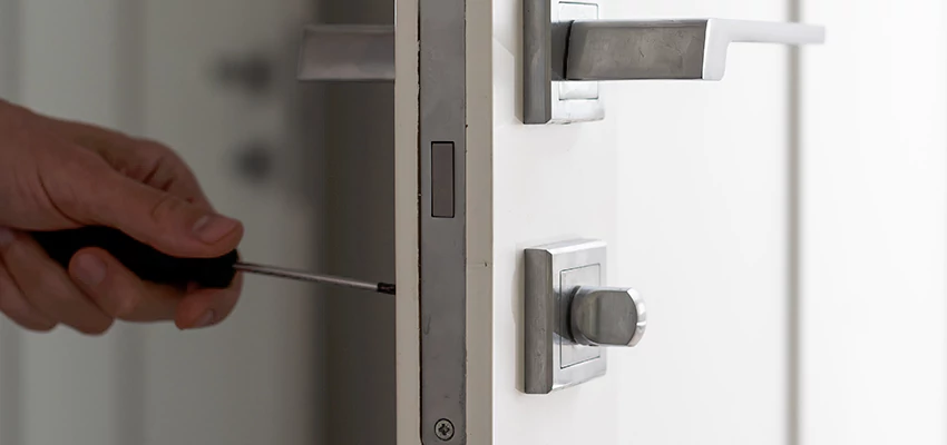 Key Programming Locksmith Open Now in Holtville, California